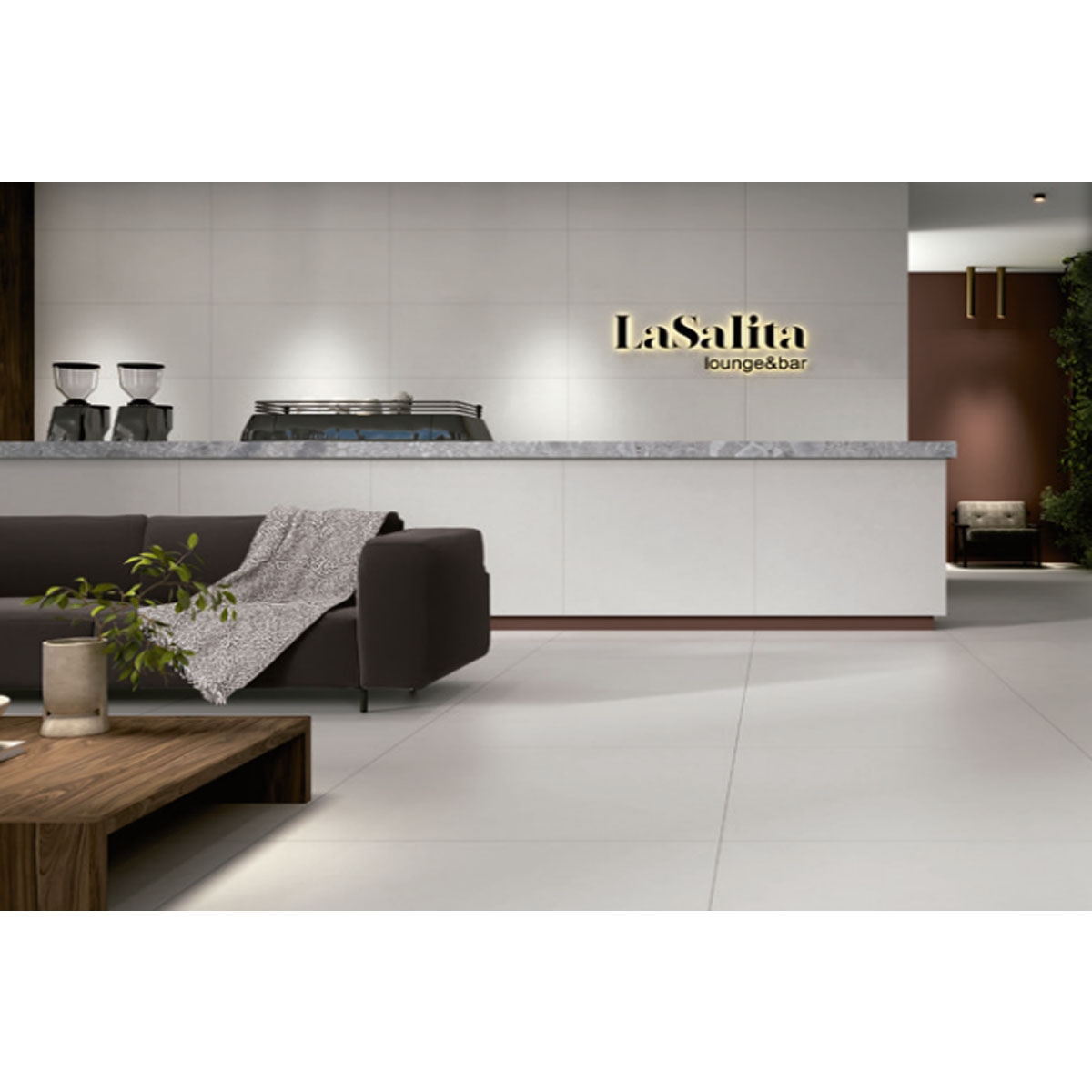 Hall d’entrée avec revêtement Phase Grey 60x120