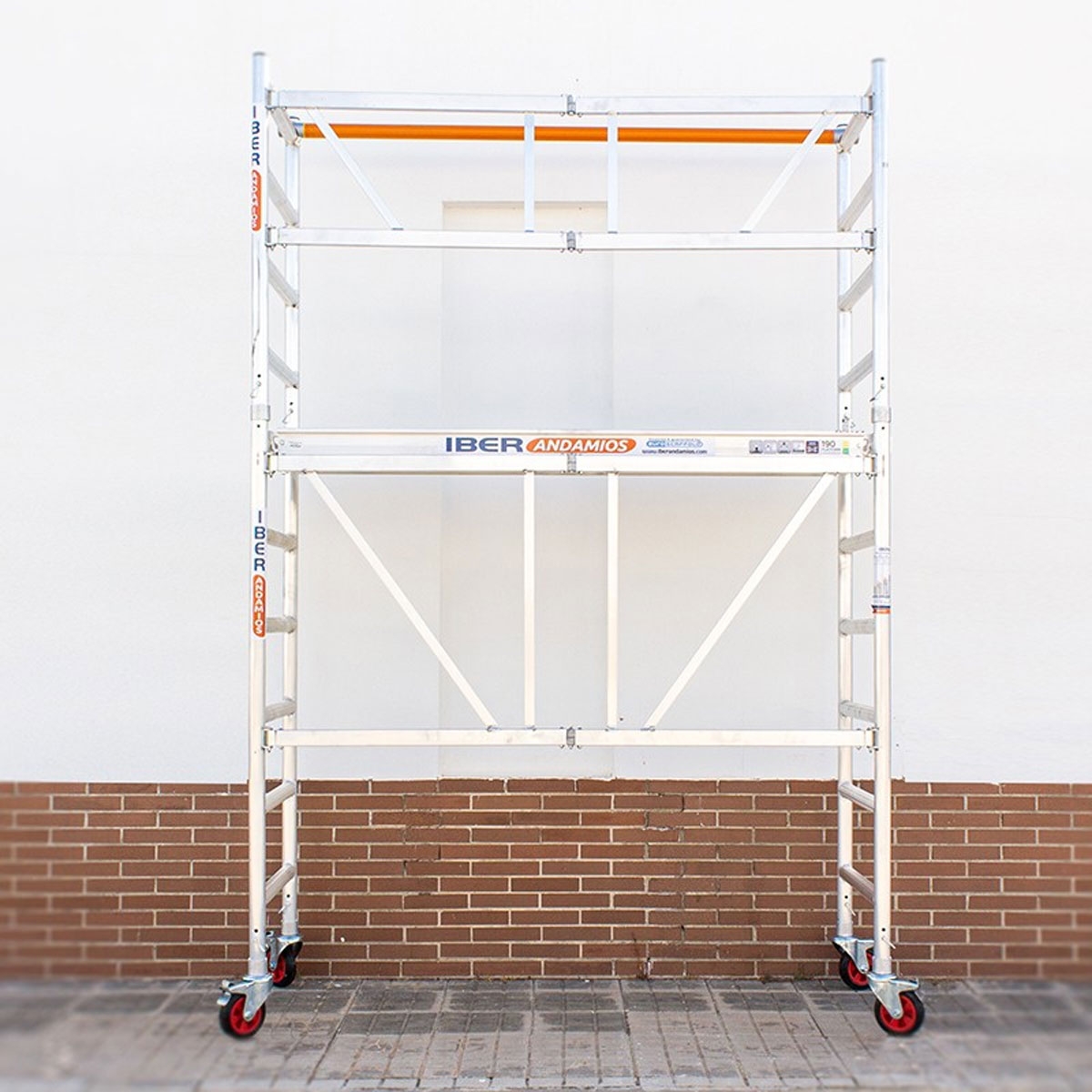 3.85m folding scaffolding working height with IBERANDAMIOShatch