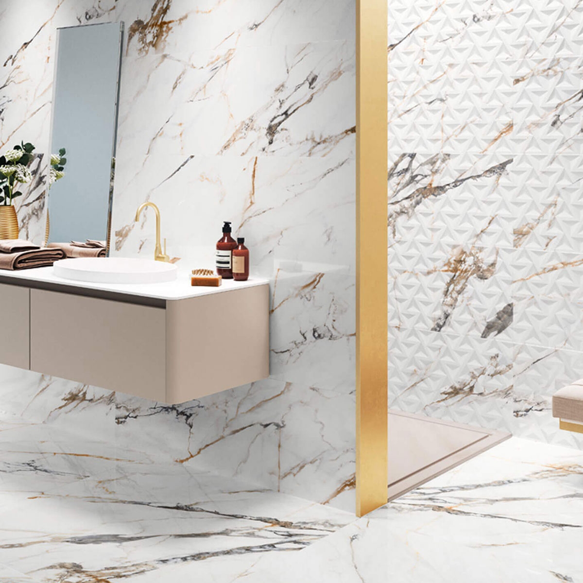 Casa de banho com revestimento Firenze 1219 Calacatta Gold 40x120