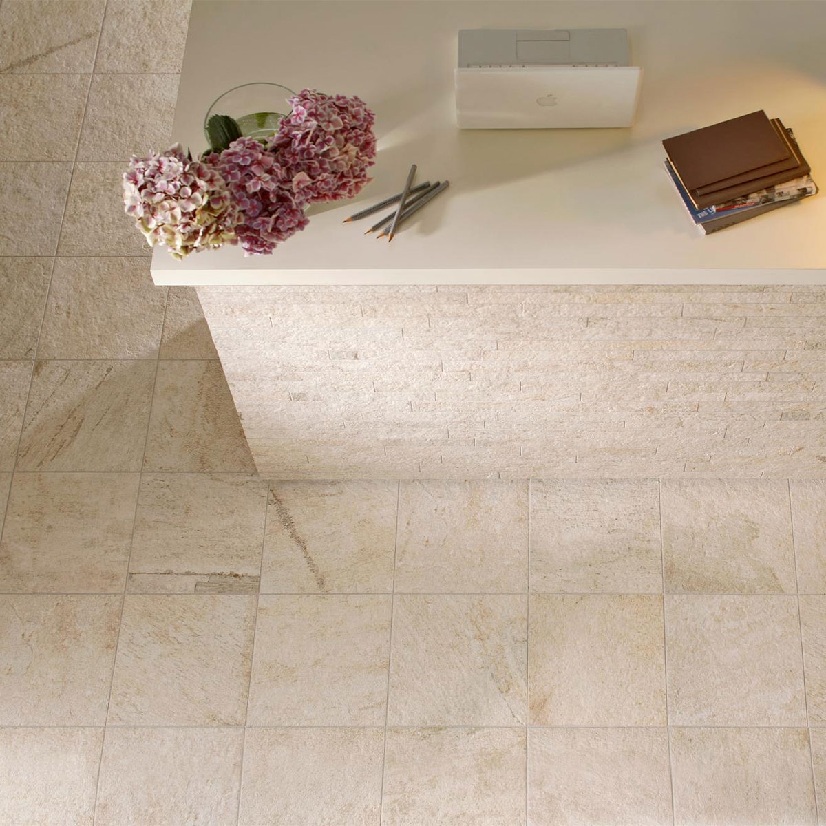 Interior conpavimento Multiquartz White Antideslizante 30x30 (Caja 0,99m2)