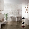 Baño con Revestimiento Allmarble Golden White Lux Decoro Regent 40x120