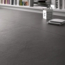 Interior com pavimento Bloco Preto 75x75 (Box 1.13m2) 1