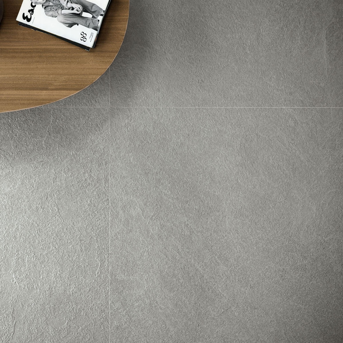 Ambiente con pavimento Ródano 1858 Ceniza 100x100