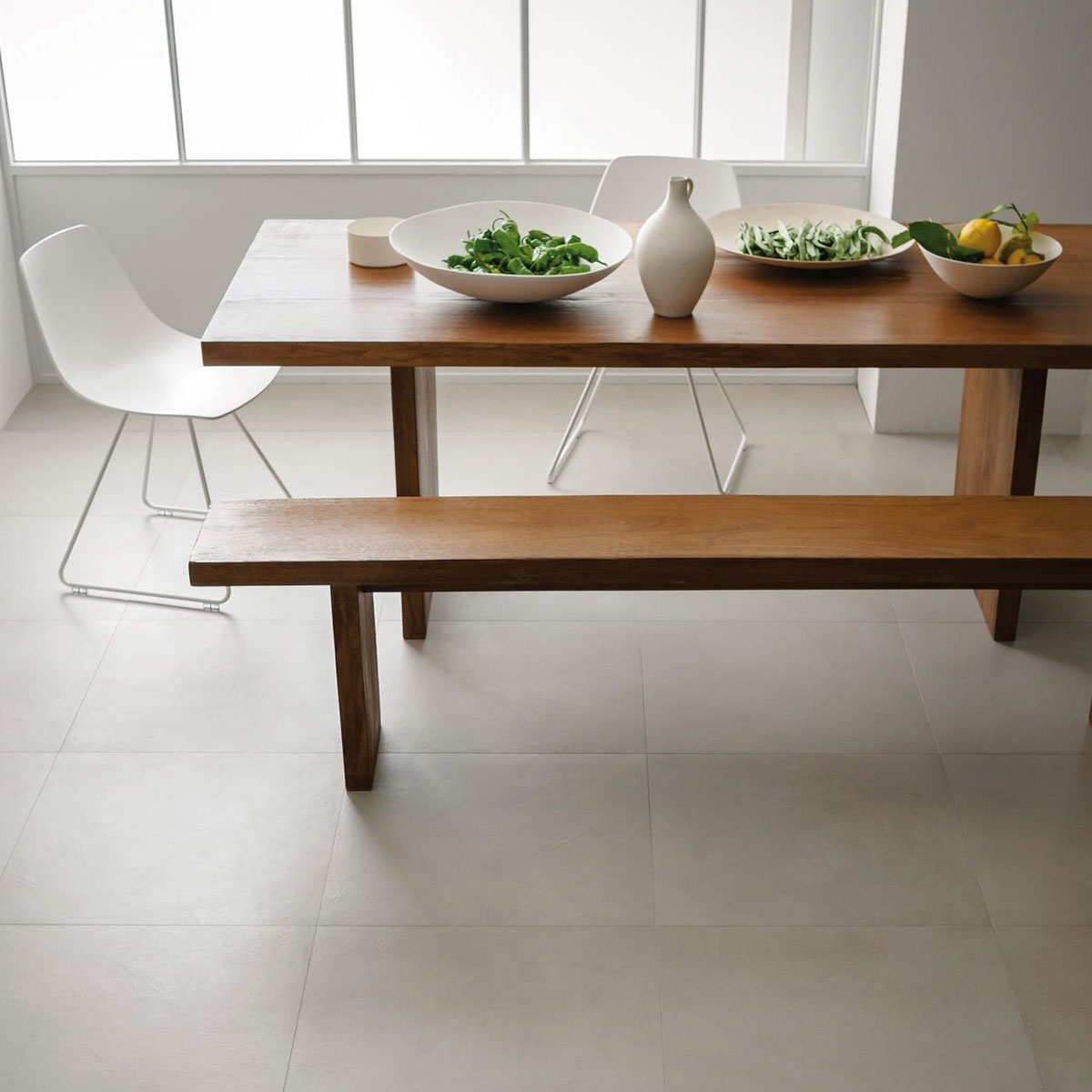 Interior con pavimento Block Greige 60x60 (Caja 1,08m2)