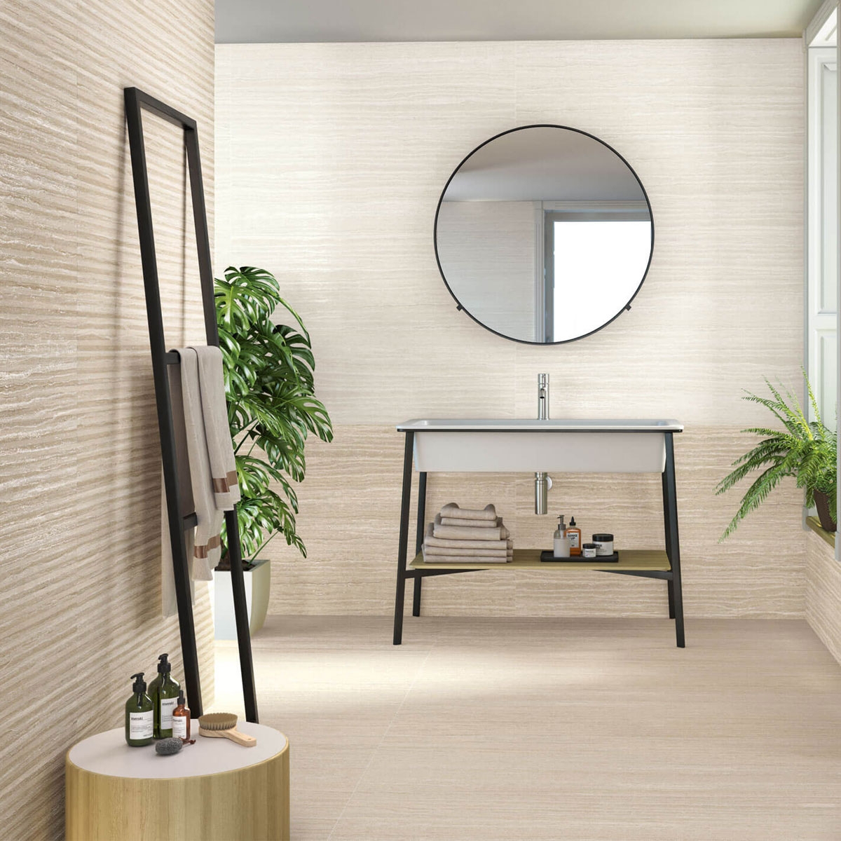 Intérieur avec Tivoli 1216 Linear Relief Revêtement au sable 40x120