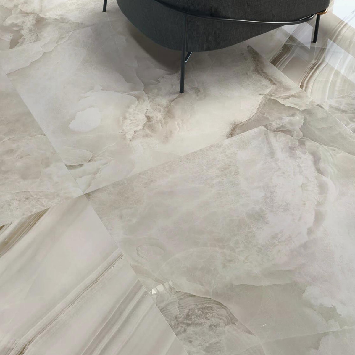 Interior with Sochi 1805 Gray pavement 98x98