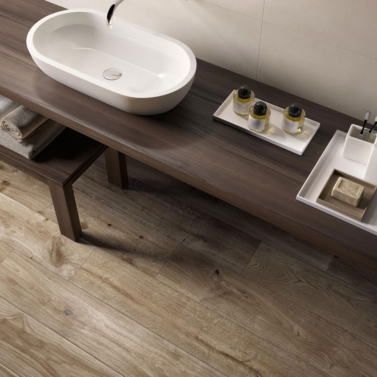 Baño con Pavimento Treverkever Musk 20x120 (Caja 0,96m2)