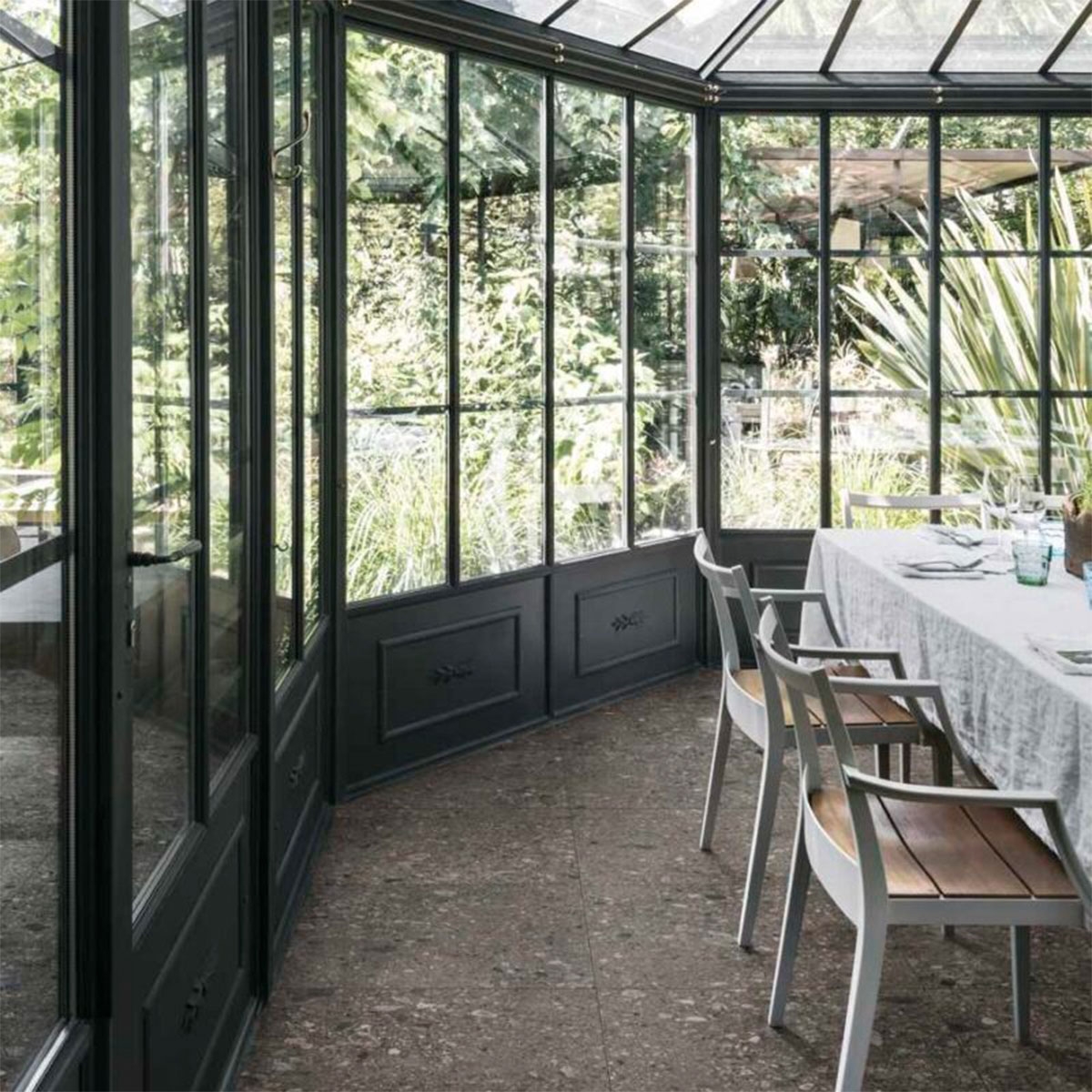 Intérieur avec revêtement de sol Mystone Ceppo Di Gre Antracite 75x75