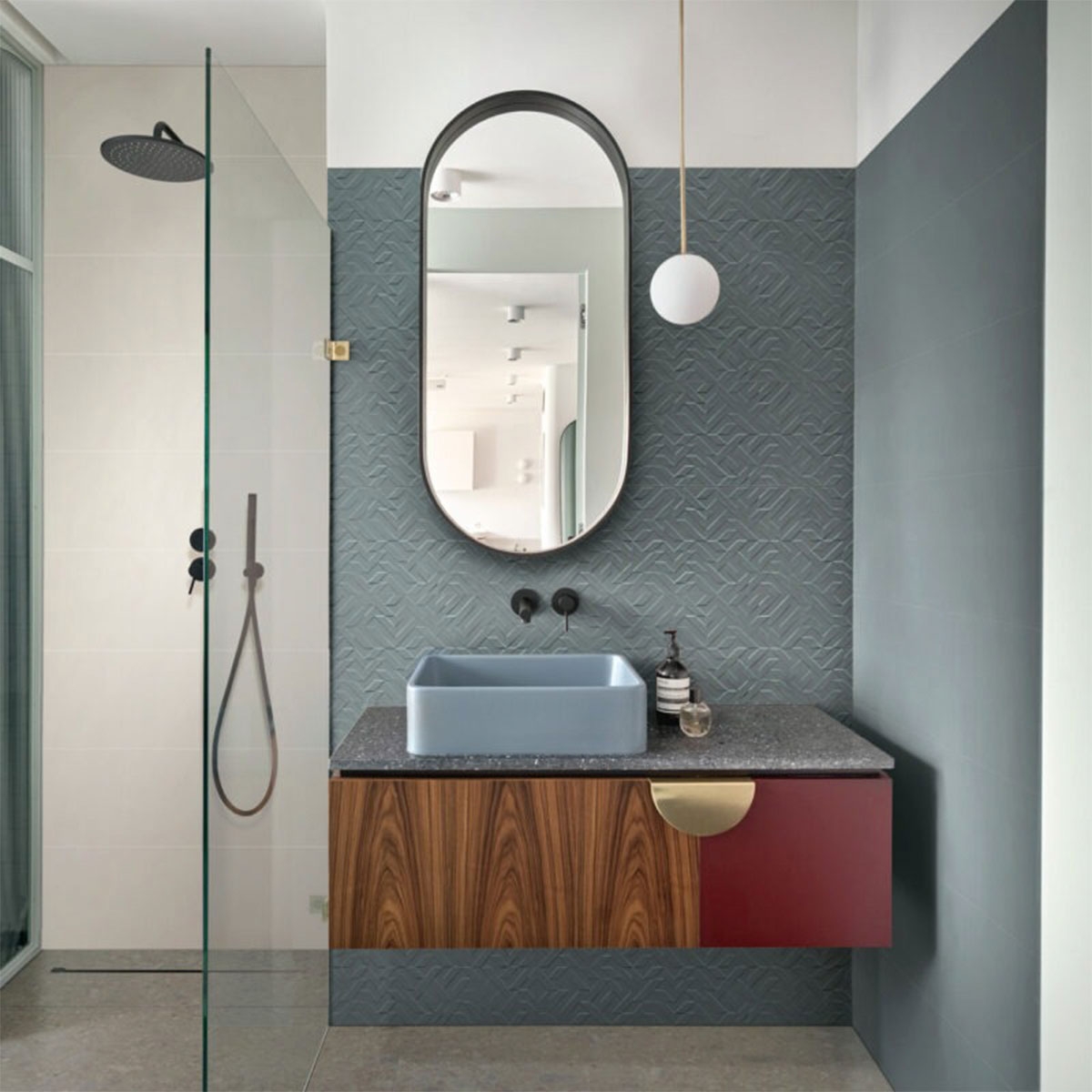 Interior con pavimento Mystone Ceppo Di Gre Grey 60x60