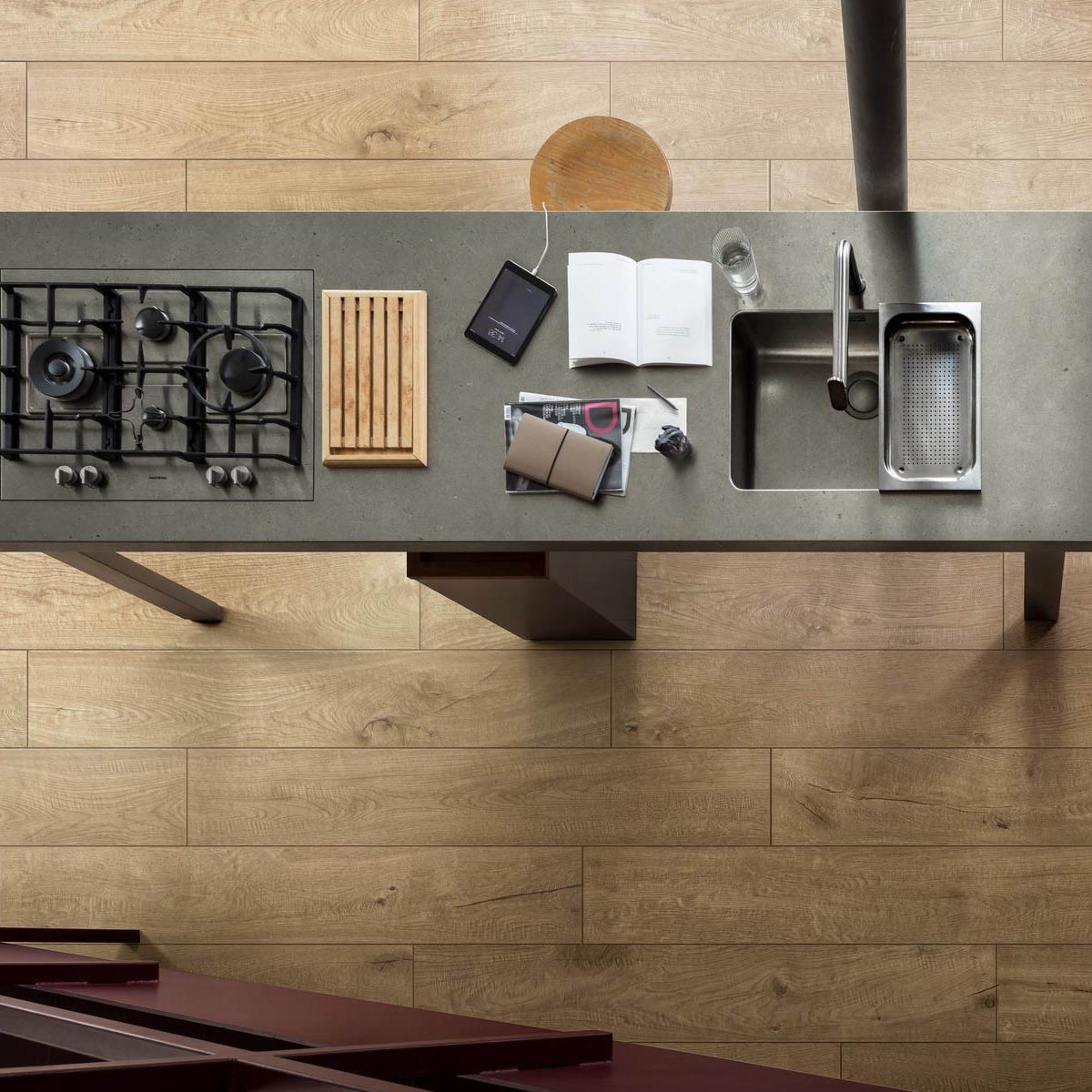 Cocina con Pavimento Vero Natural 20x120