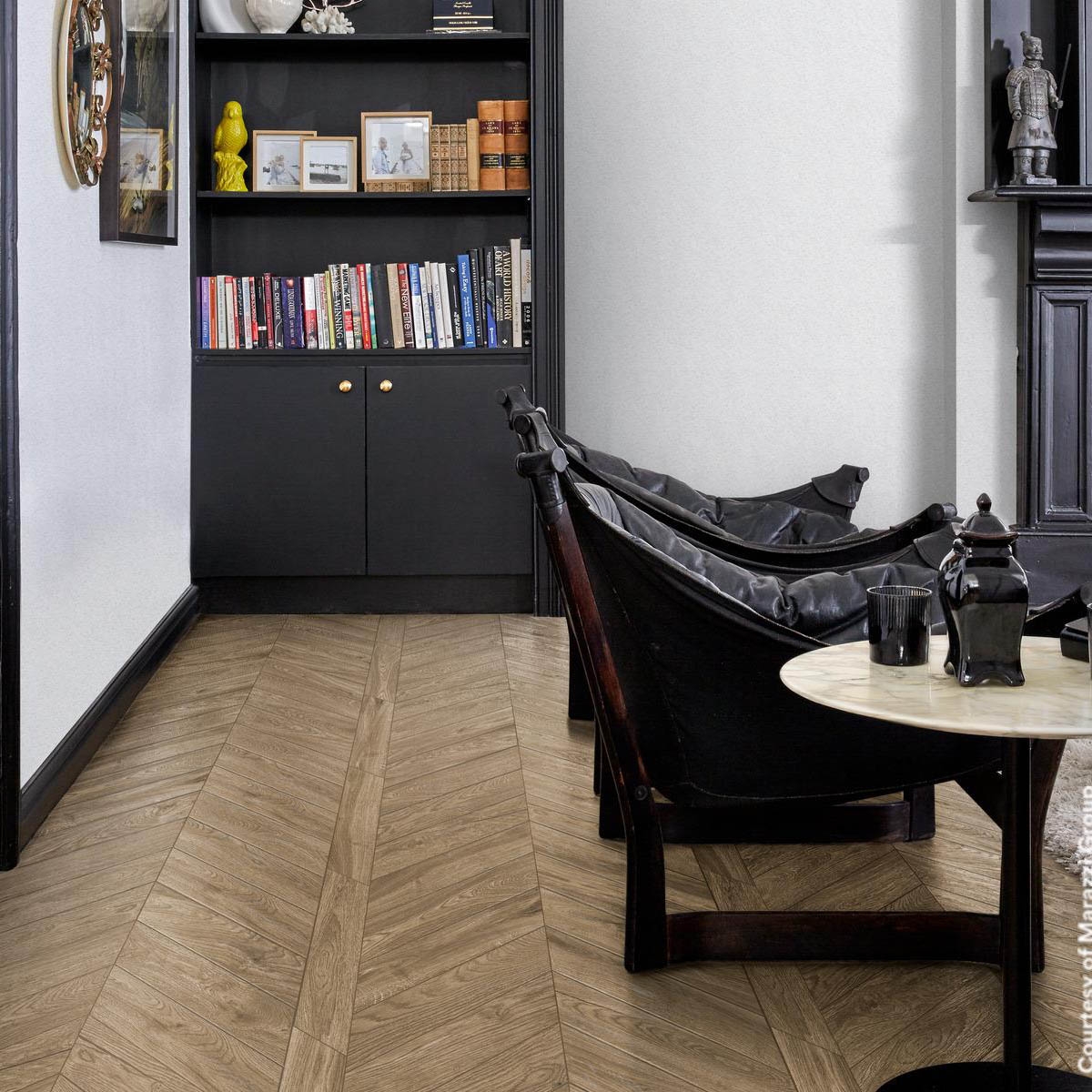 Sala con Pavimento Vero Rovere Chevron 11x54