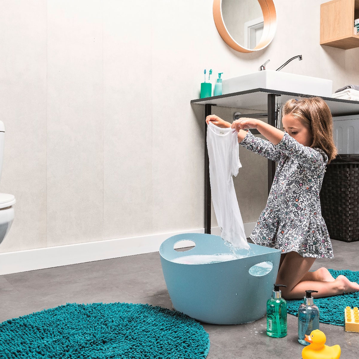 Environment with Sparkling Baseboard 100 White 240x10