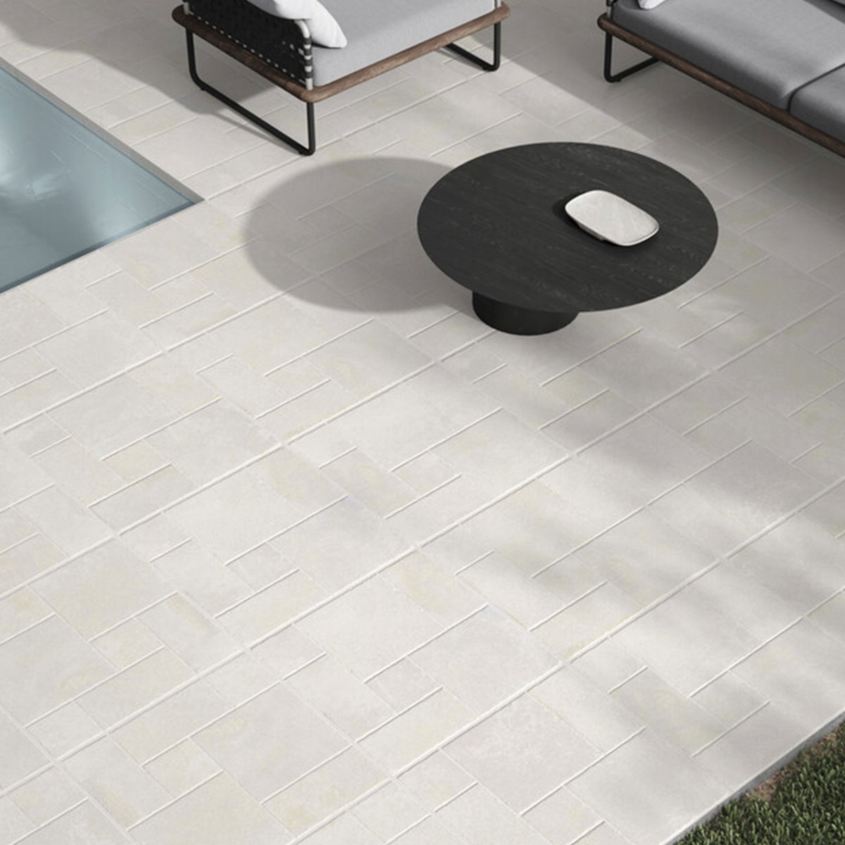 Exterior con pavimento Antique Blanc Antideslizante 60x60