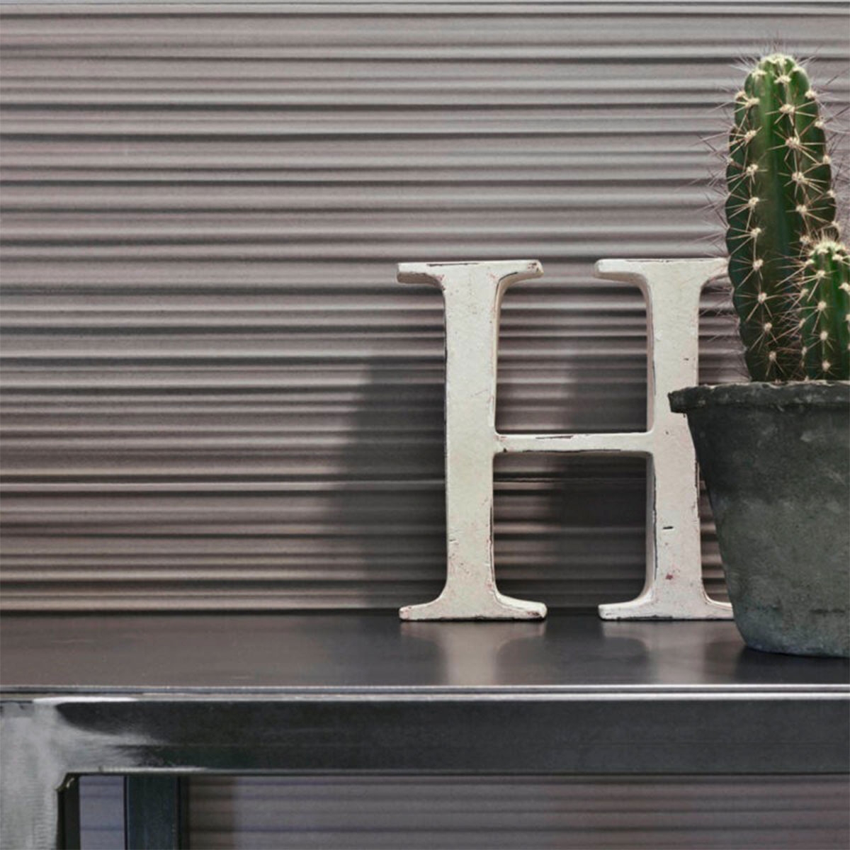 Interior con revestimiento Chalk Struttura Fiber Smoke 25x76