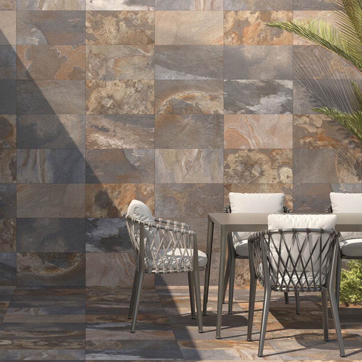 Innenraum mit Biltmore Multicolor, rutschfestem Boden 30x60