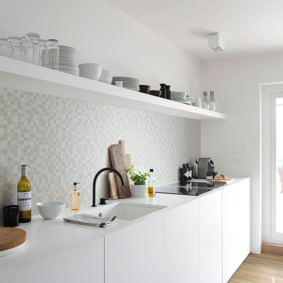 Cuisine avec revêtement mosaïque Appeal White 20x50