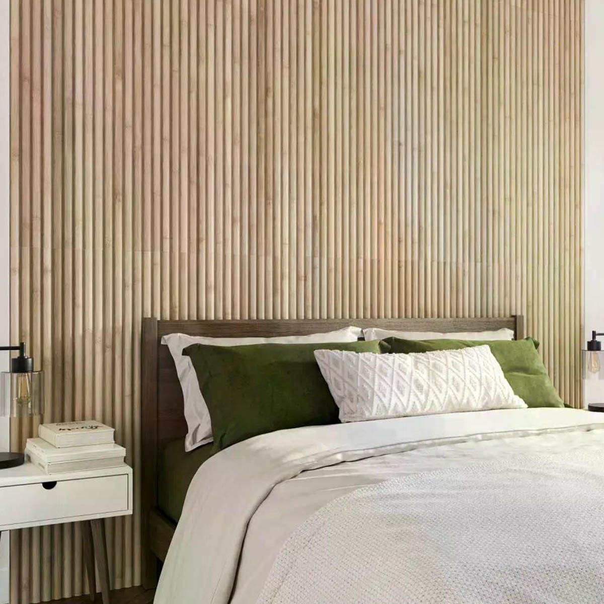 Pièce avec revêtement en bambou naturel 40x120