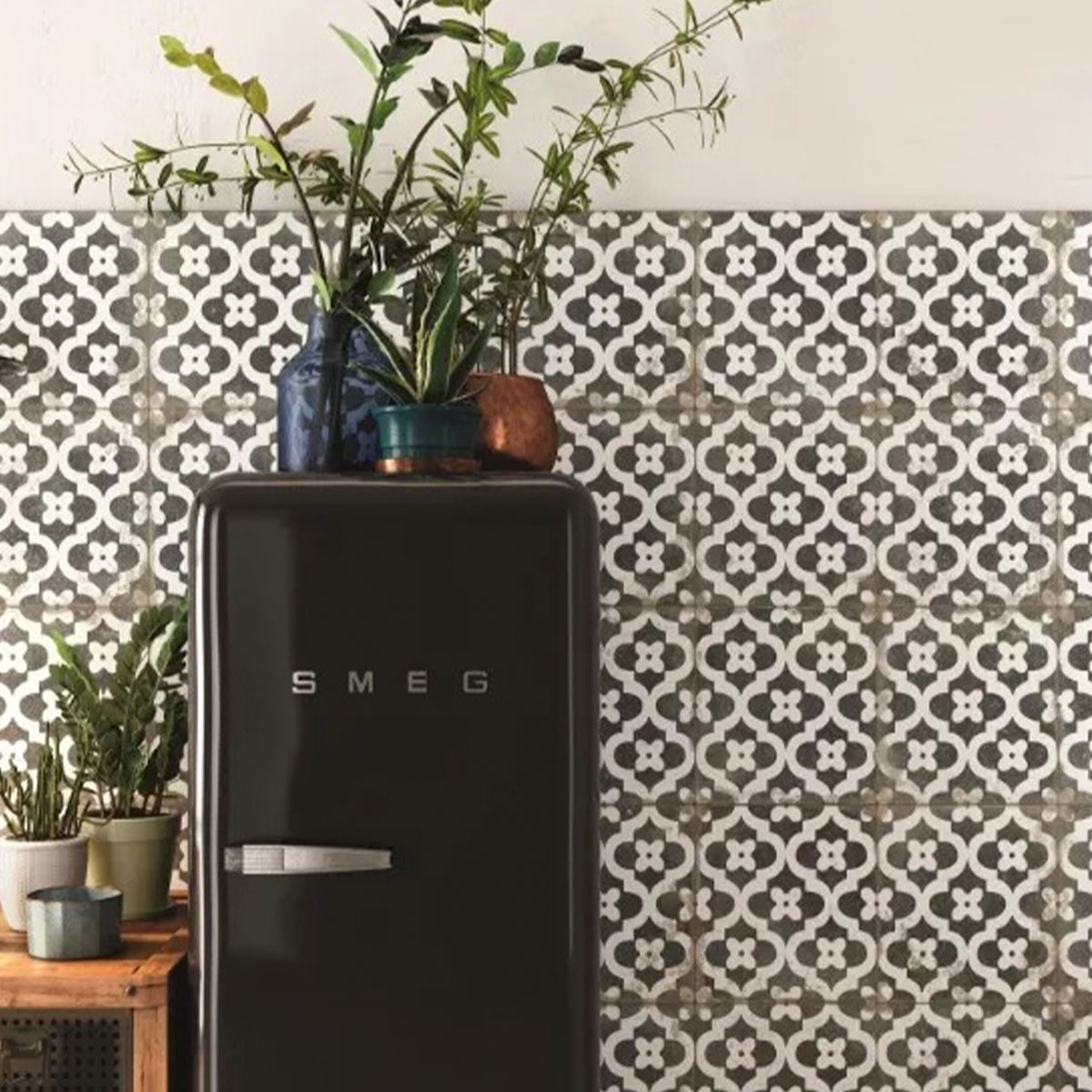 Interior con revestimiento Antique Provenzal Antideslizante 33x33 (1,00m2)