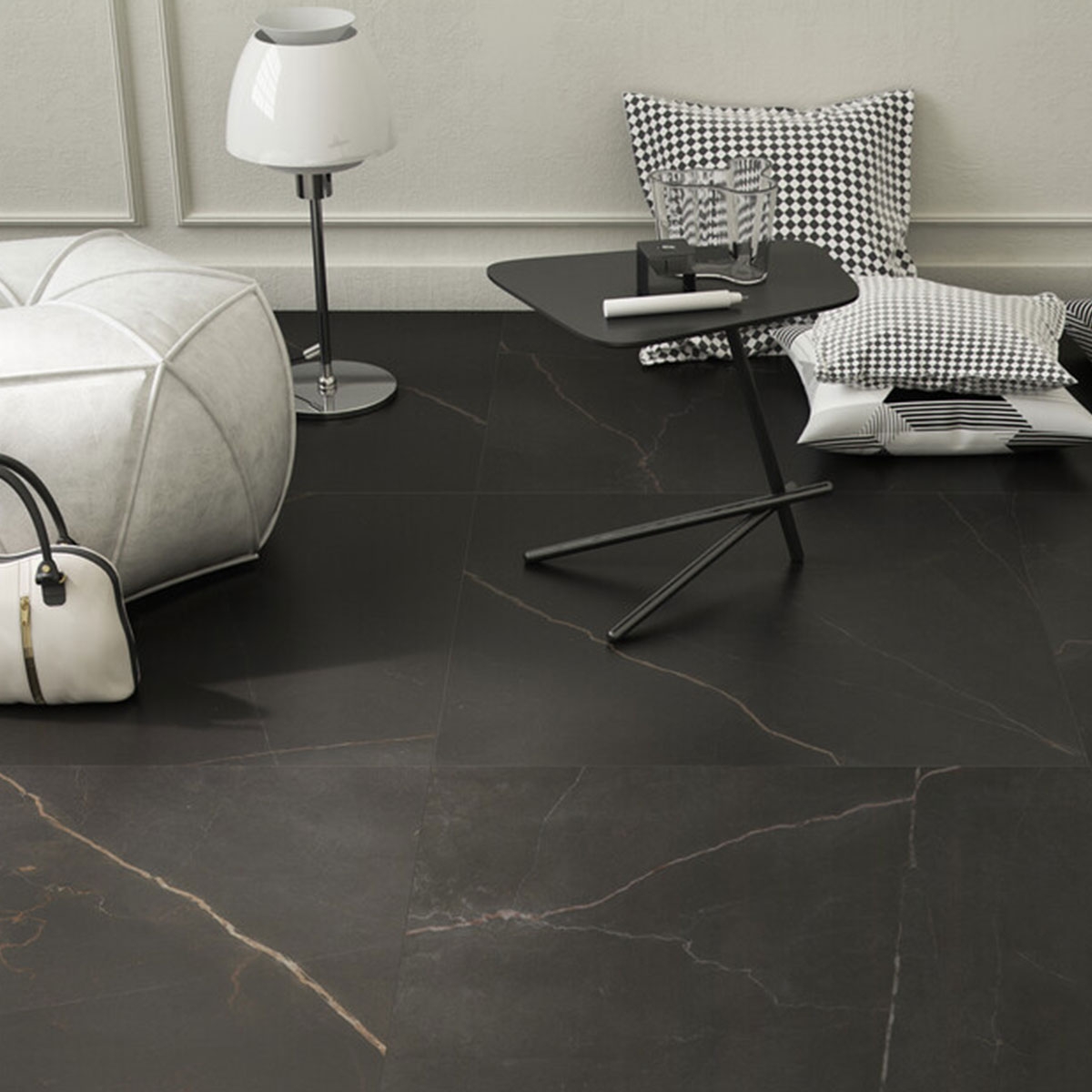 Interior con pavimento Emerita Dark 60x60