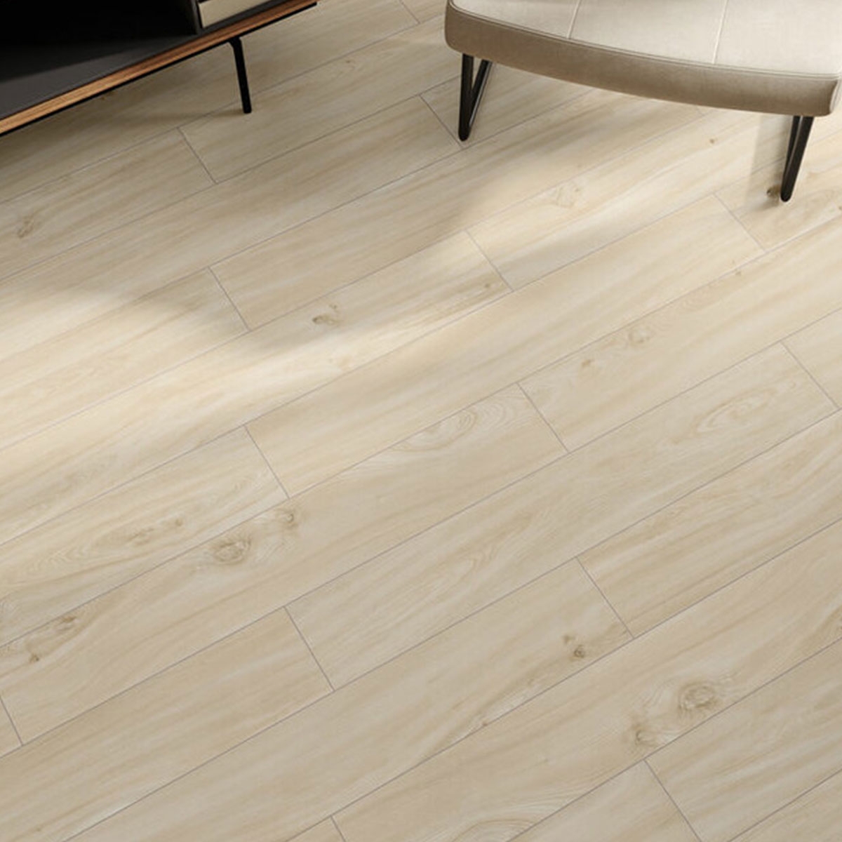 Interior con pavimento Irati Cream 20x120 (Caja 1.2m2)