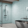 Badezimmer mit Lisbon Sky 30x75 Verkleidung