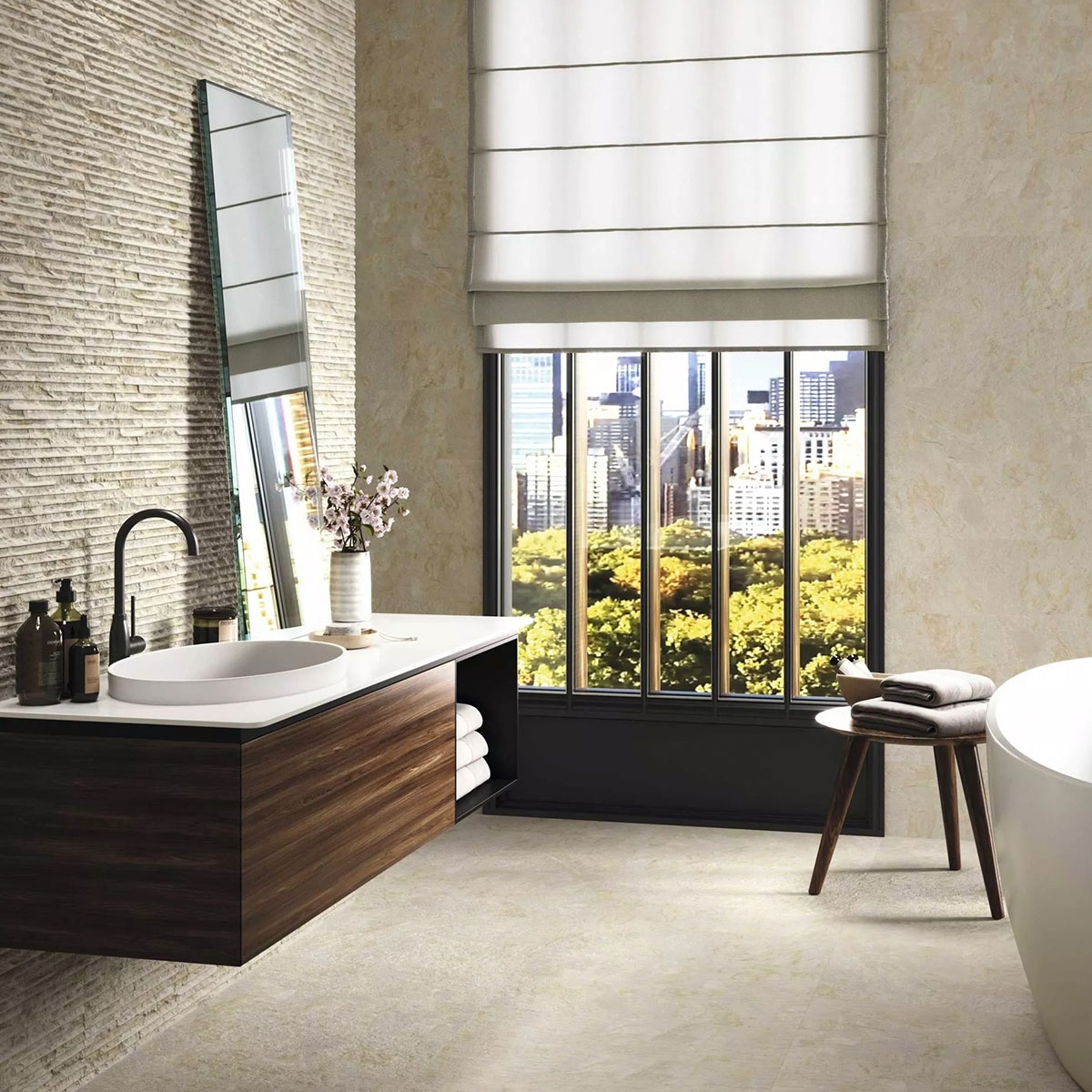 Baño con pavimento y revestimiento Iguazu Sand 21x63 (Caja 1,32m2)