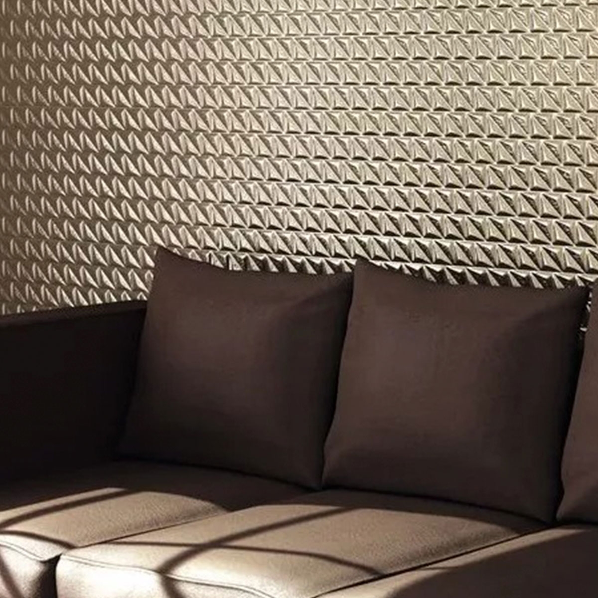 Sala de Estar com Revestimento Luxor Gold 31x56