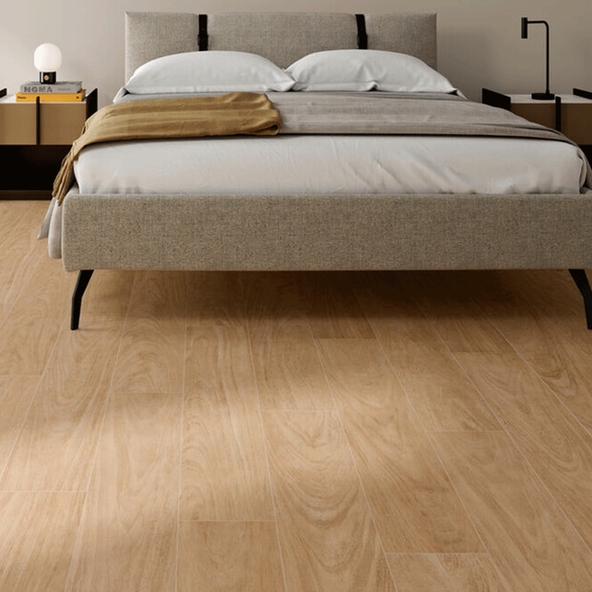 Interior con pavimento Sangha Honey 20x120