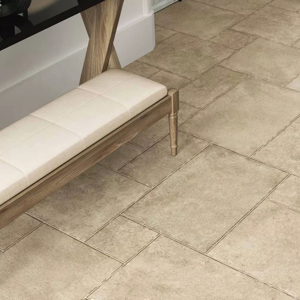 Intérieur avec revêtement modulaire multiformat Borgogna Stone Beige (Box 0,87 m2)