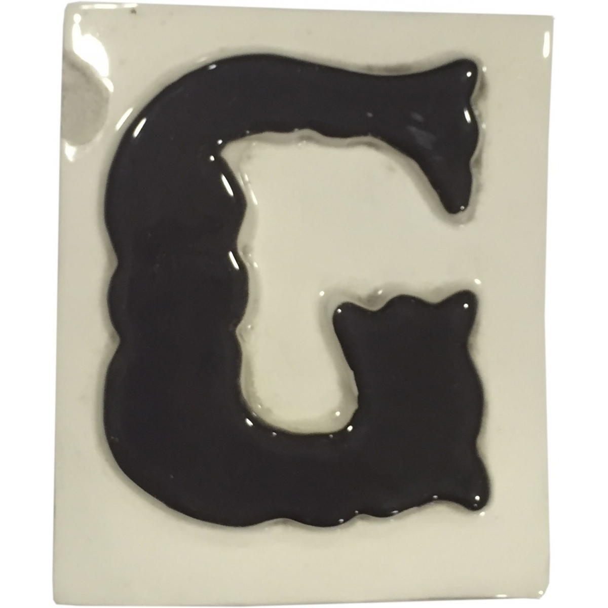 Letter G - for Facades and Doors of Houses and Dwellings - Exposuna Cerámicas