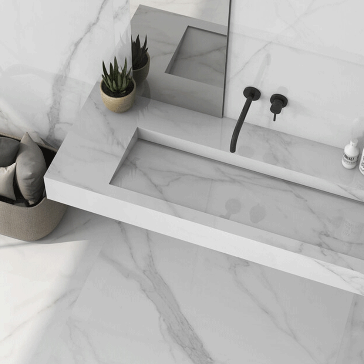 Baño con pavimento y revestimiento Tholos White 60x120