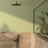 Badezimmer mit Trendy Matcha 25x50 Beschichtung