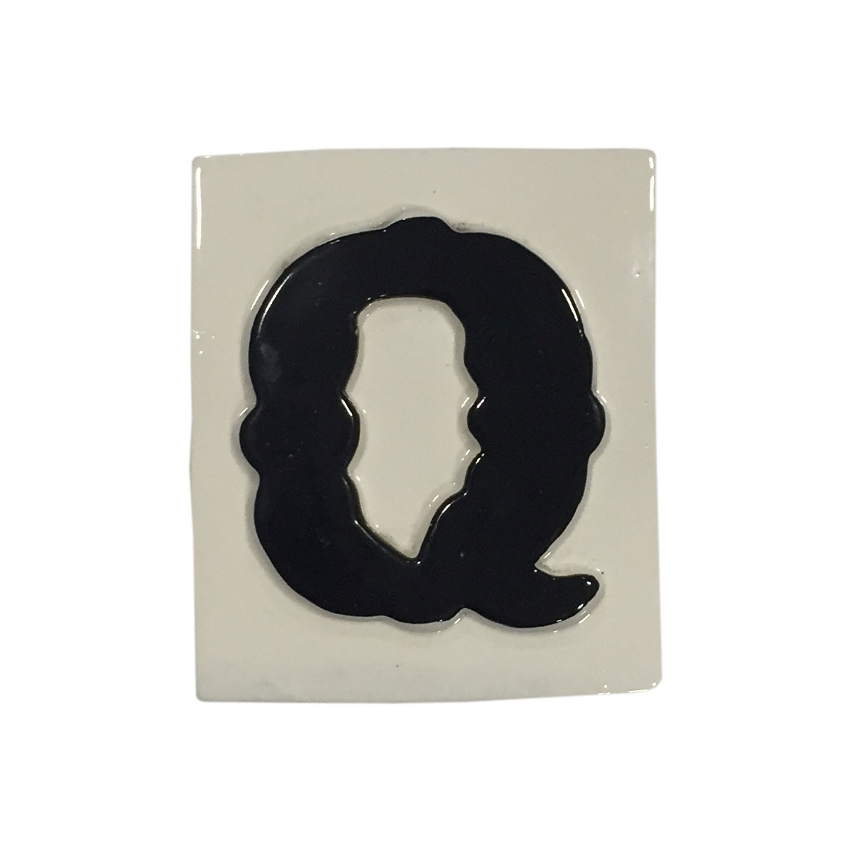 Letter Q - for Facades and Doors of Houses and Dwellings - Exposuna Cerámicas