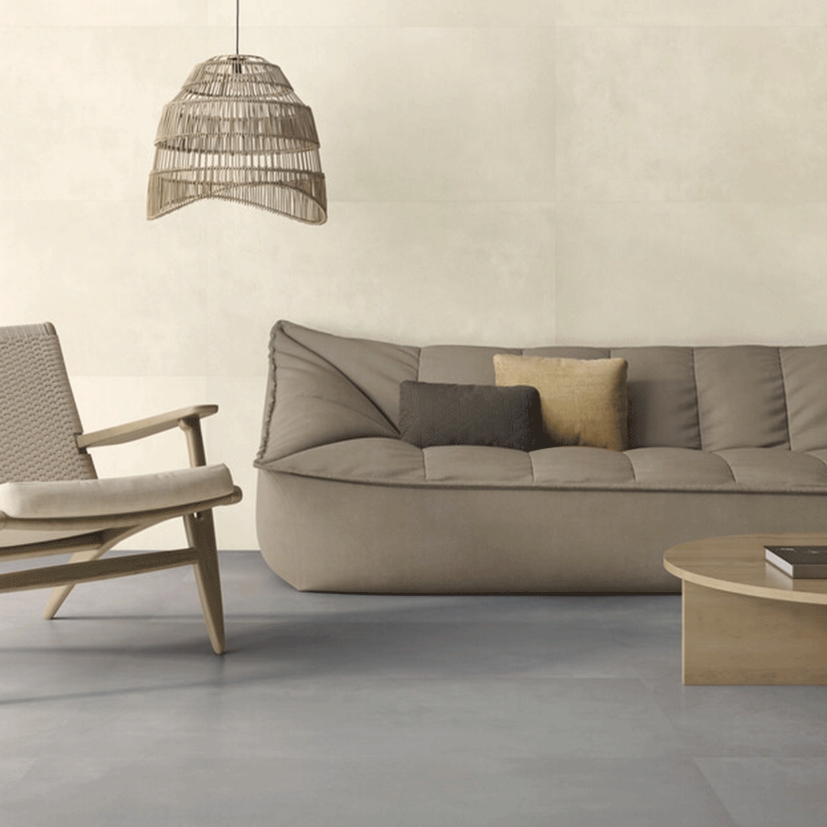 Interior con revestimiento Newclay Sand 60x120