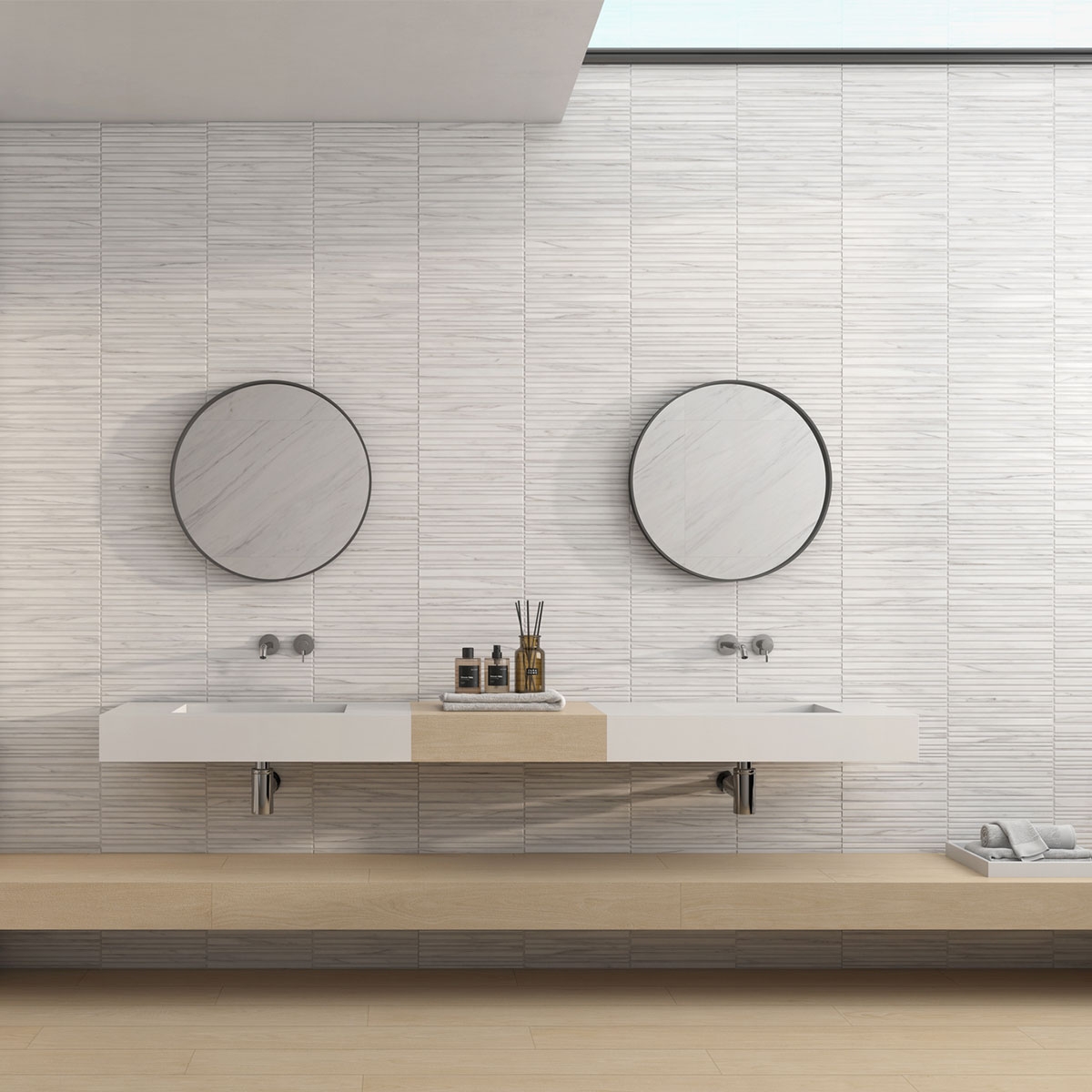 Bathroom with Alessia Decor White cladding 60x120