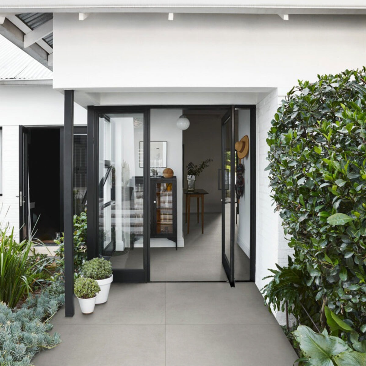 Exterior with Cementum Strutturato Nickel Non-slip pavement 120x120