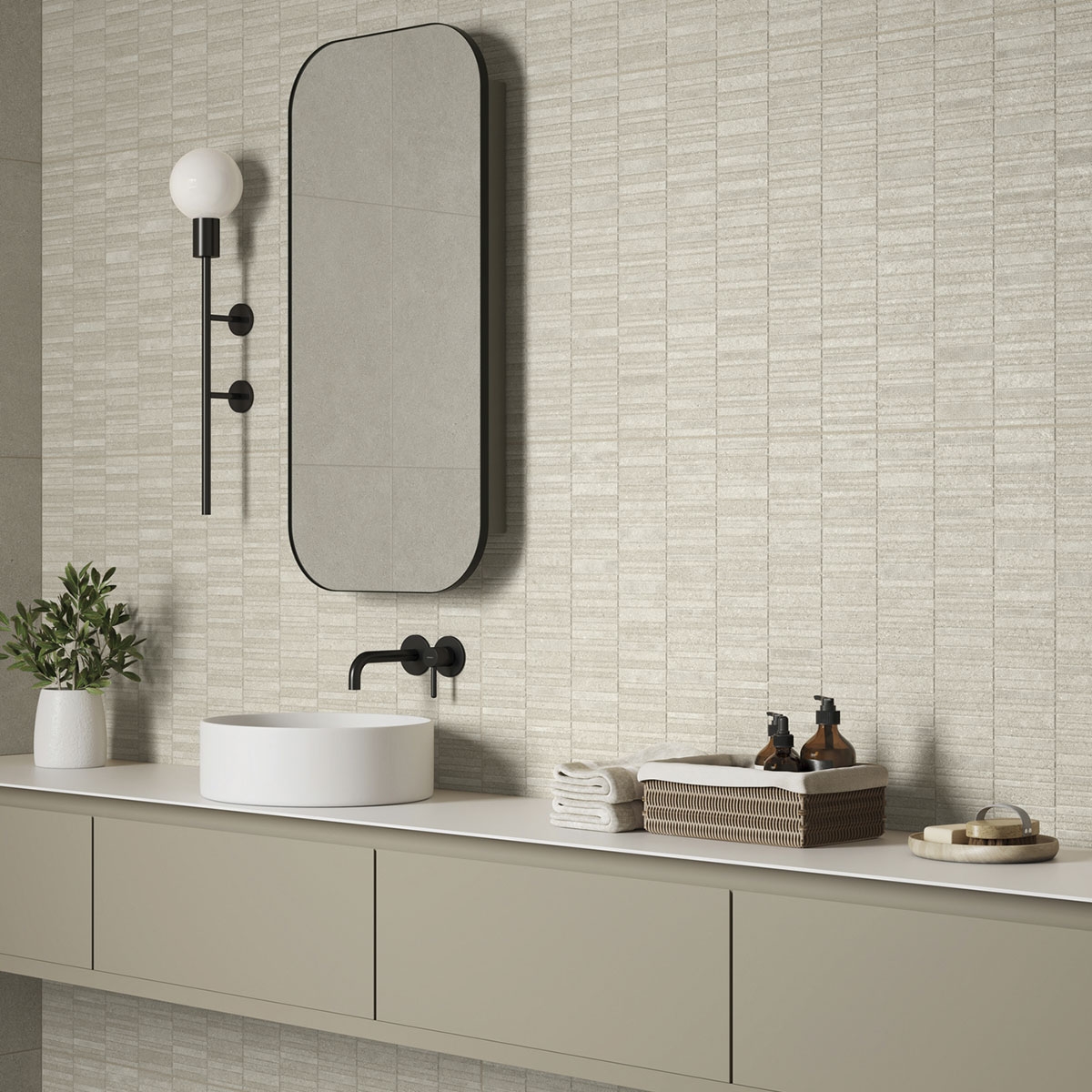 Salle de bain avec un revêtement Lowell Set Cream 60x120