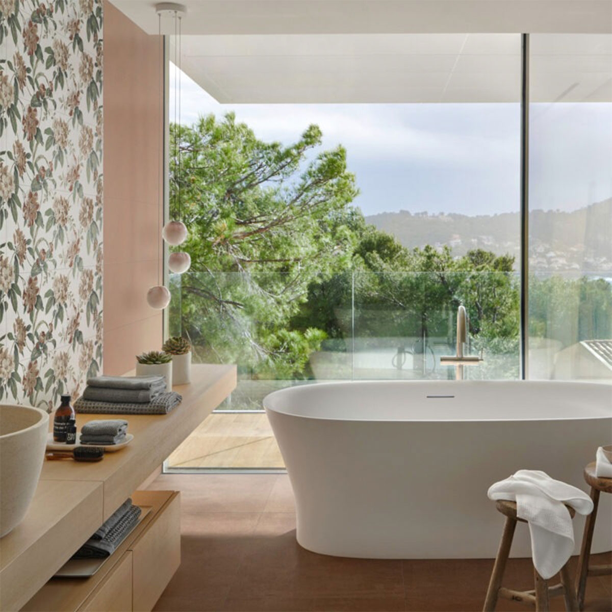 Baño con pavimento Cementum Cotto 120x120