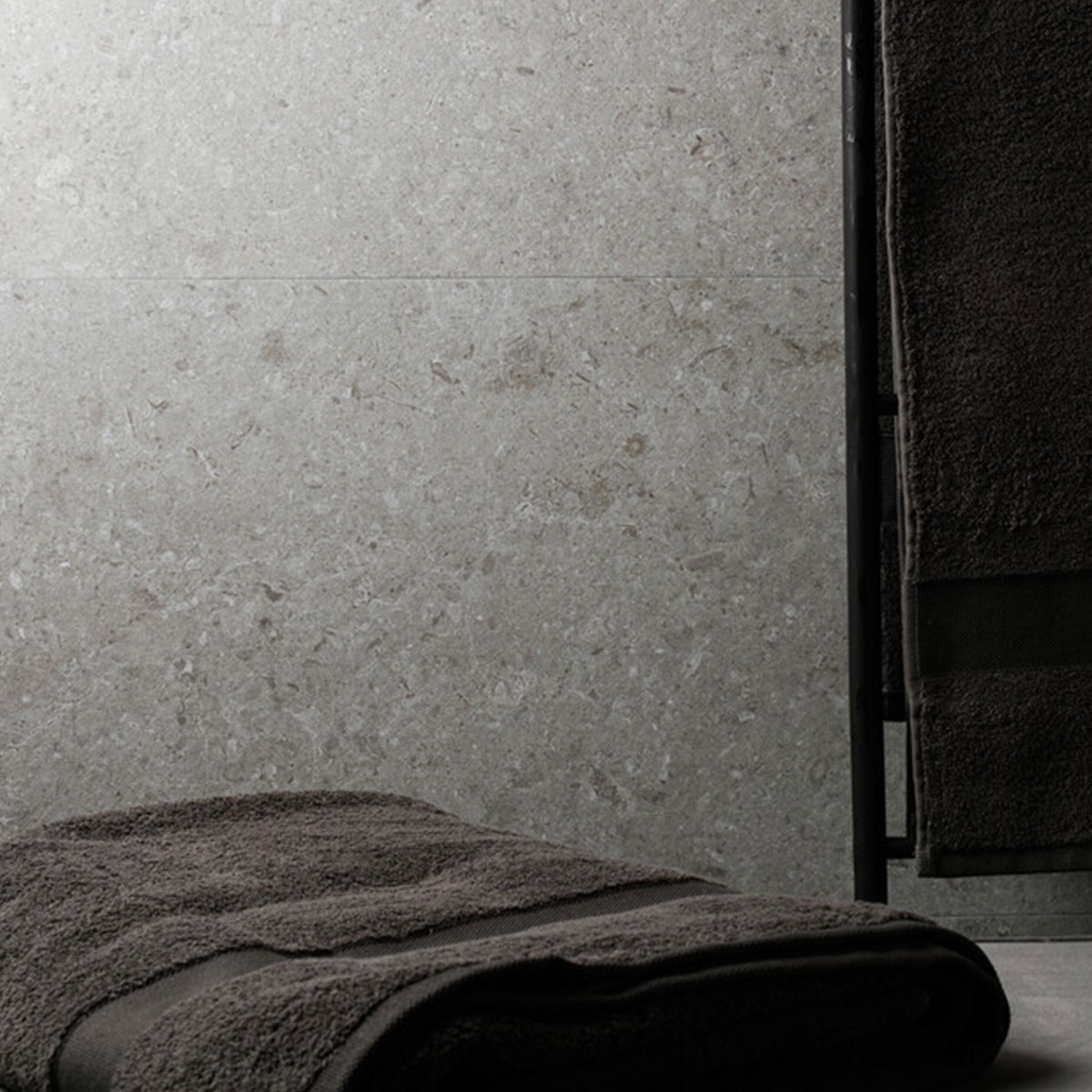 Meridia Argent 120x120 revestimento de imitação de pedra (Caixa 1,44m2)