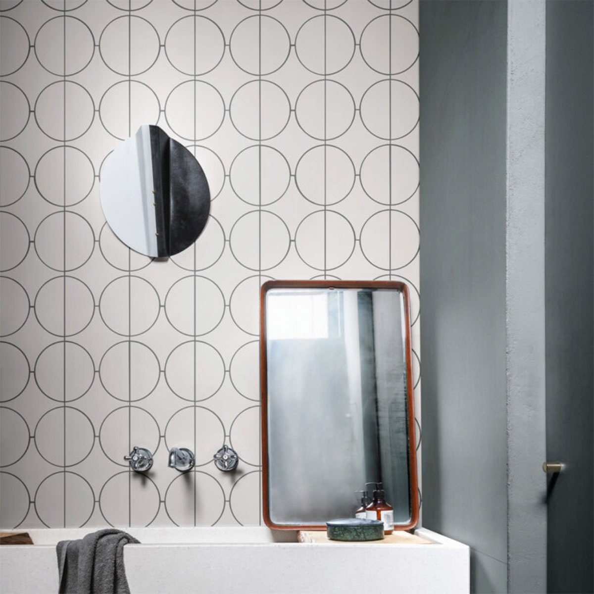 Interior com revestimento de cinza Cerchi em mosaico de cimento 23,8x41,4