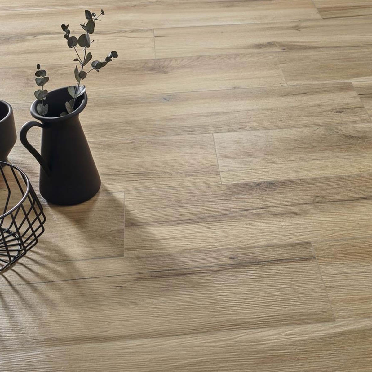 Interior with Blaze Oak Pavement 15x90