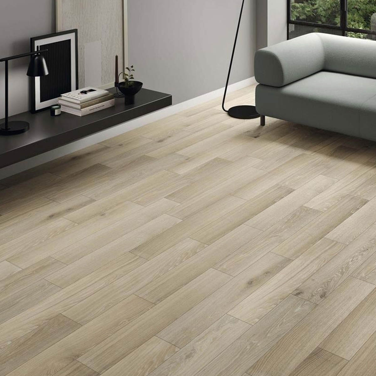 Sala de Estar com Pavimento em Carvalho Cívico 23x120