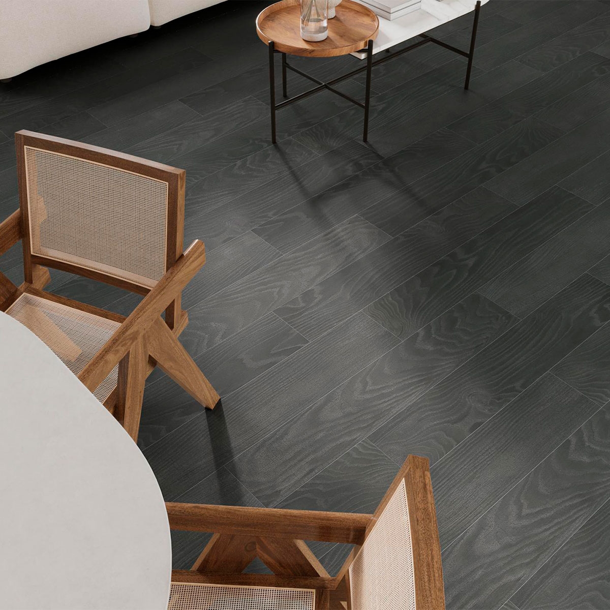 Intérieur avec sol Eternity Black 20x120