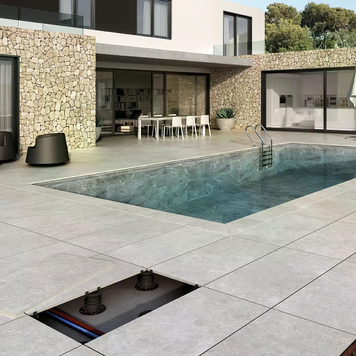 Außenansicht mit Ardenas Thickened Chrome rutschfestem Asphalt 60x120 (Box 0,72m²)