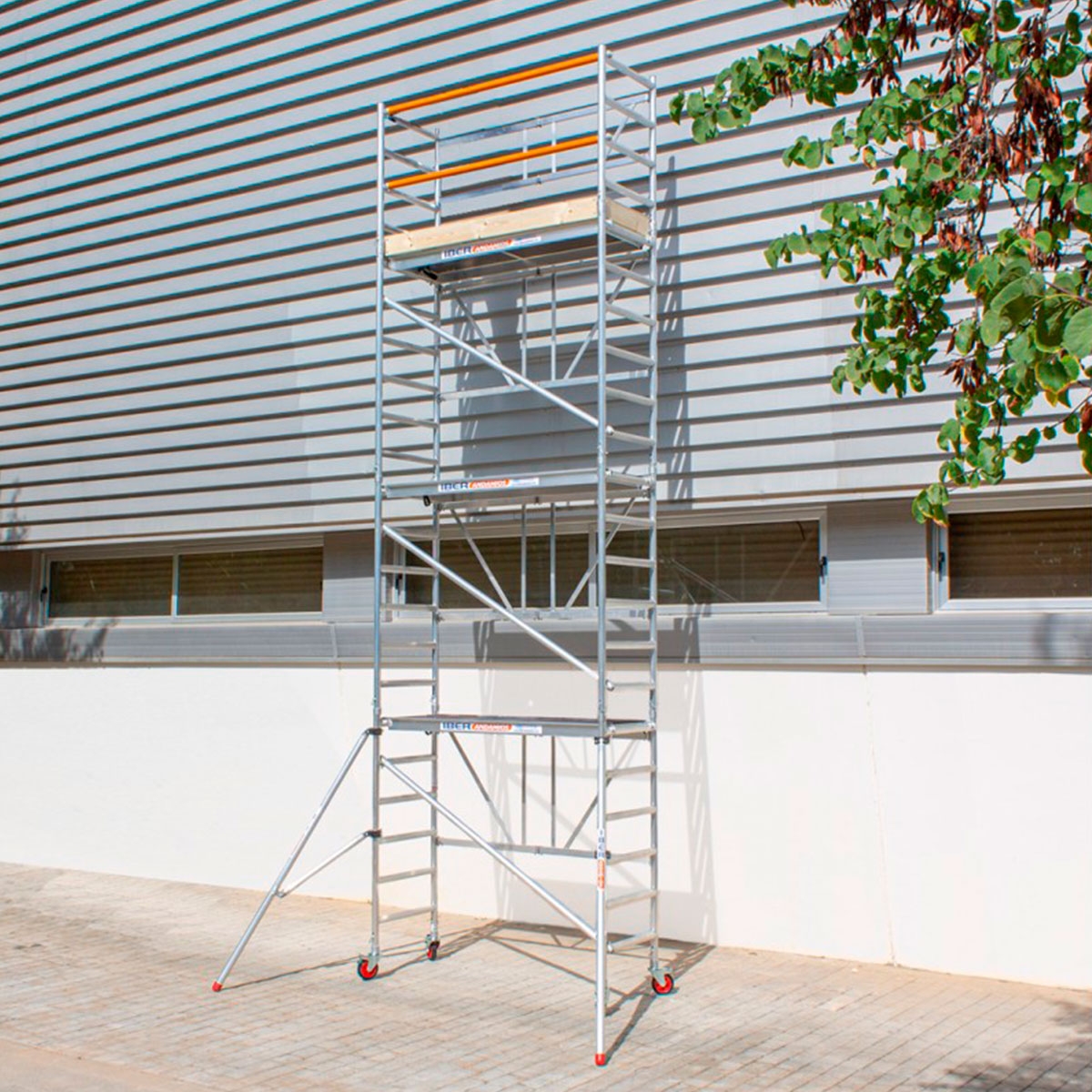 Exterior con Andamio plegable 75x190 - 7,50m Altura de trabajo con estabilizadores