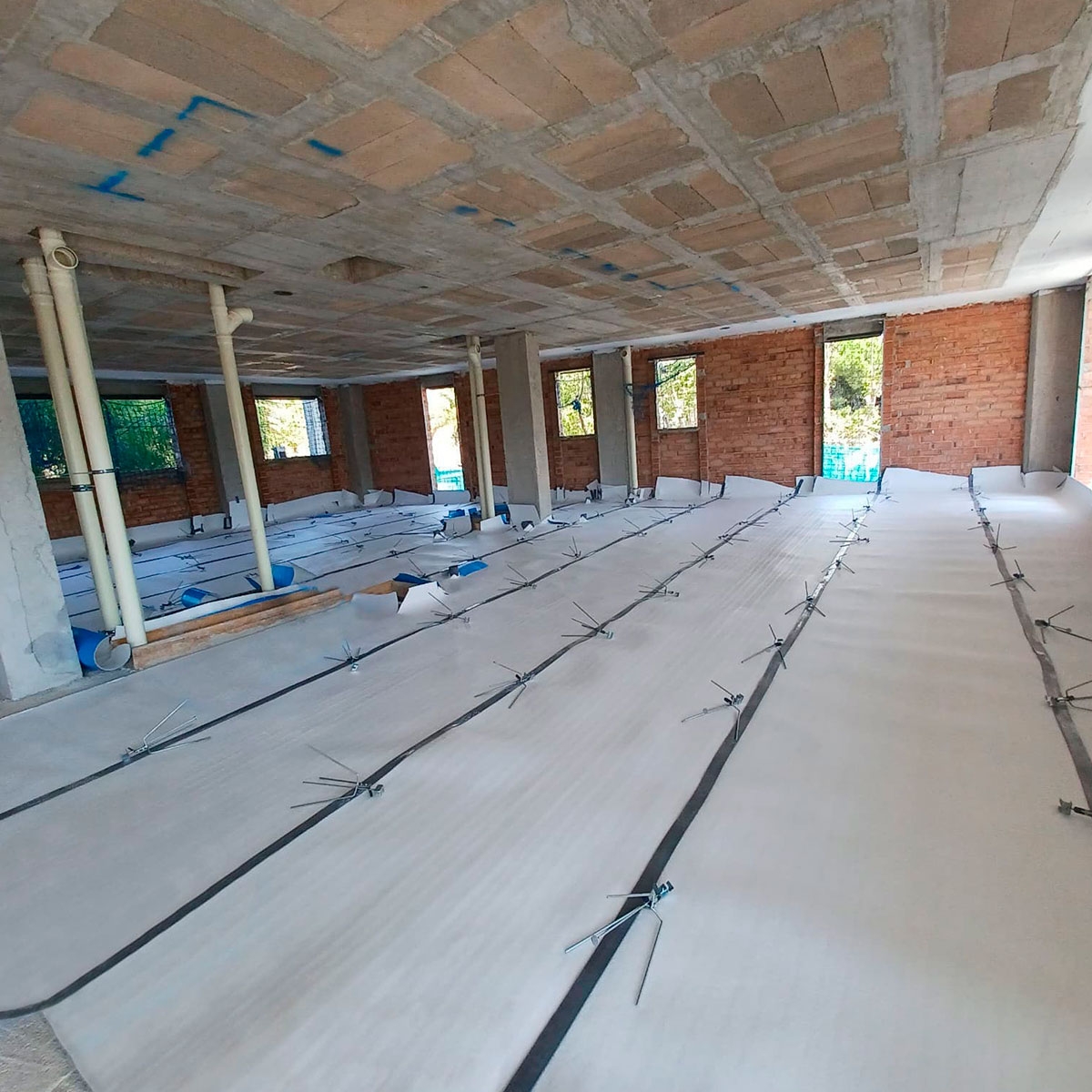 Air-Bur Thermal S-YC Pol 8mm Reflective Insulation Floor (42 m2 Roll)