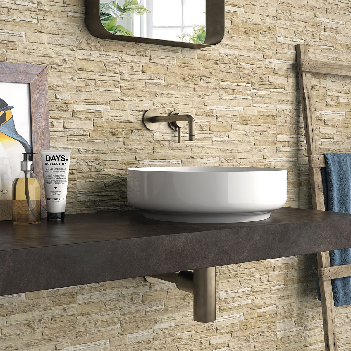 Interior con revestimiento Mubi Beige 17x52