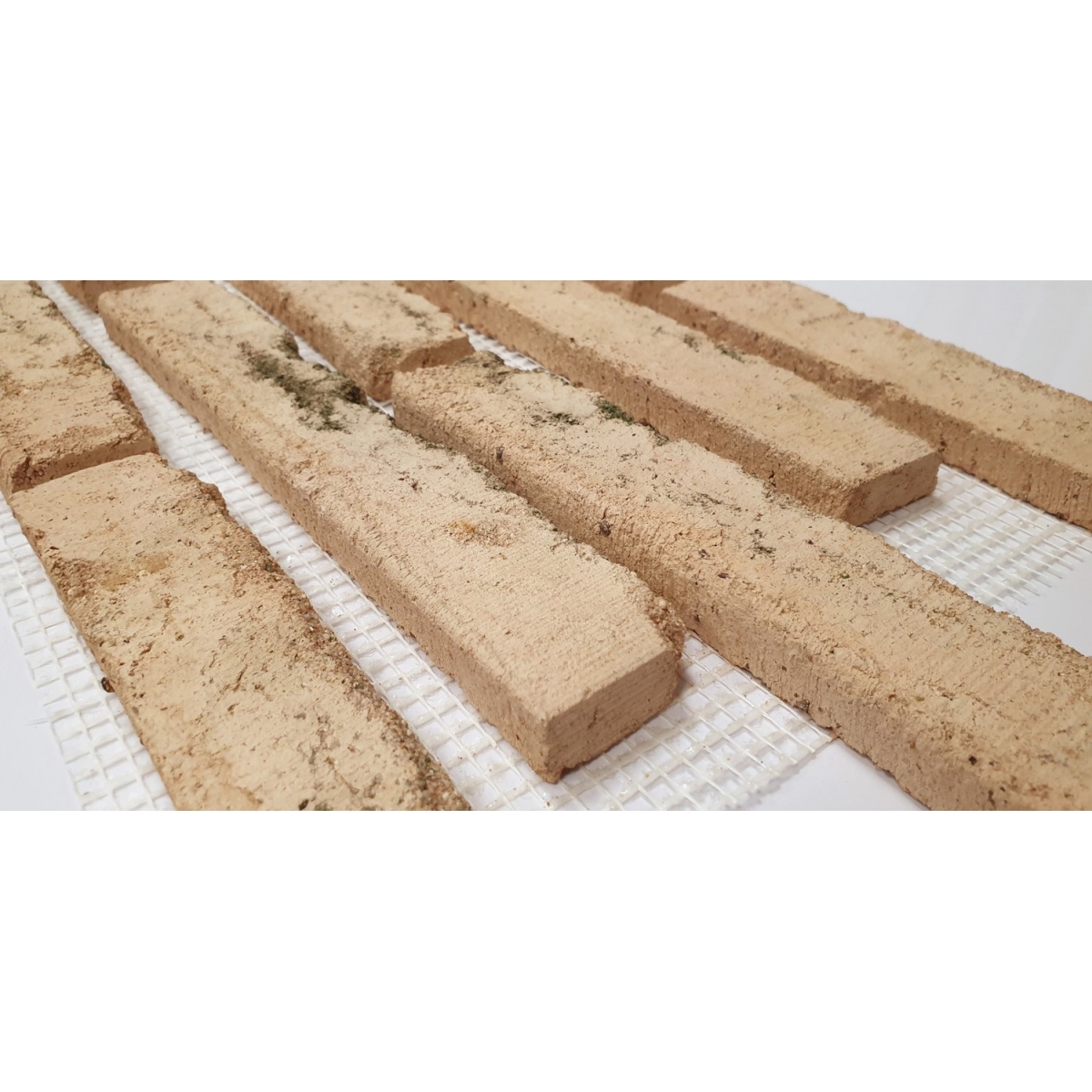 Plaqueta de ladrillo enmallada para revestimiento interior y exterior tono musgo