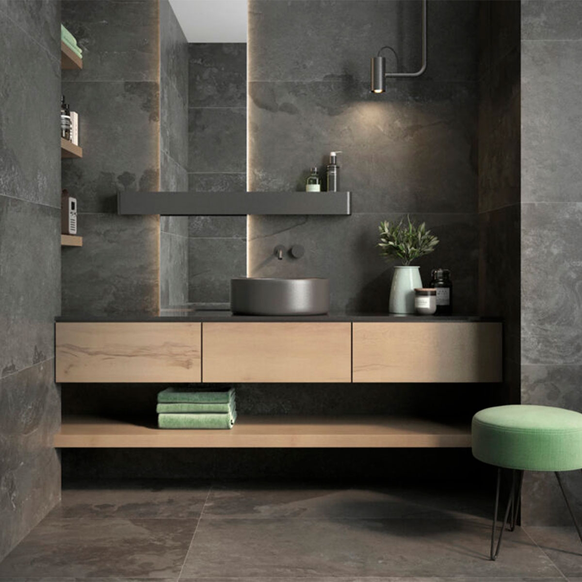 Interior con Pavimento y Revestimiento Cumbria Black Antideslizante 60x120