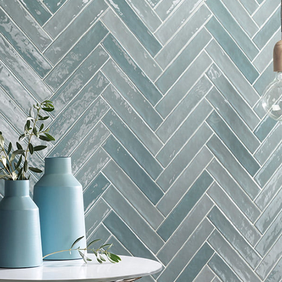 Sala con revestimiento Piastrella Mix Acqua 5x25